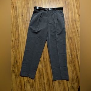 UNTIED Men’s Pleated Dress Pants With Belt Size Waist 34 Length 30